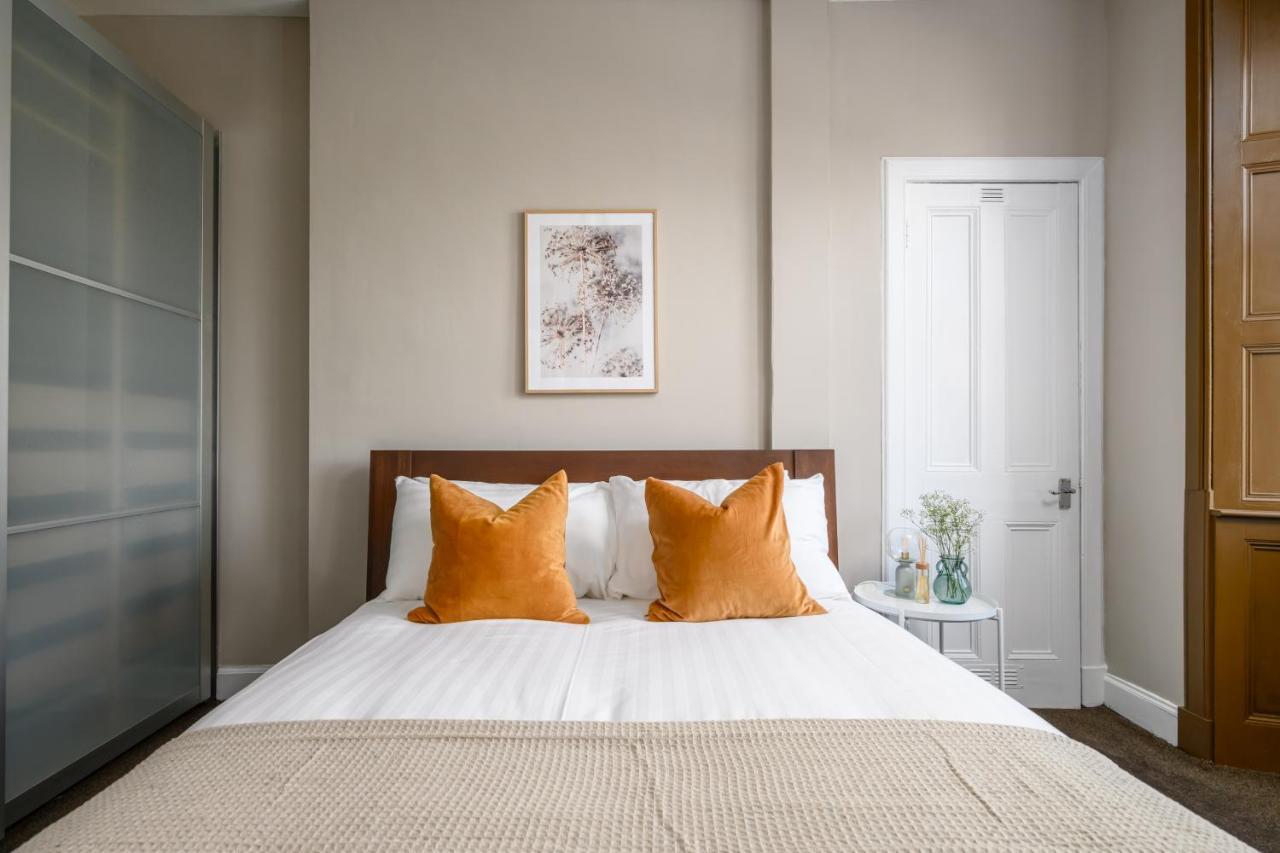 The Holyrood Park Apartment Edimburgo Exterior foto